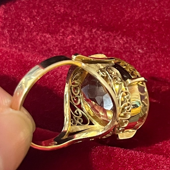 ๐๐sold๐๐Oval Shape Citrine Solitaire Ring - Picture 5 of 9